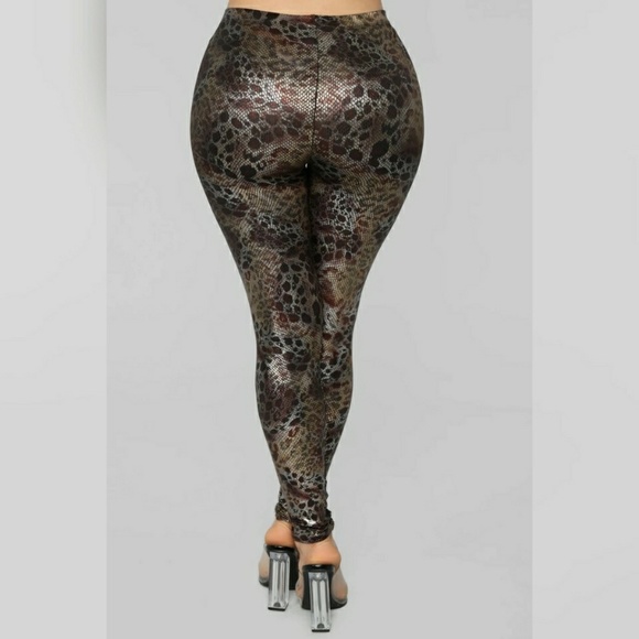 FN Folied Leopard Print Leggings - Picture 3 of 5